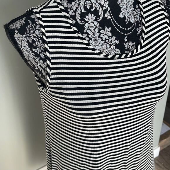 Lori M Small Beach Dress . NEW - Picture 2 of 5